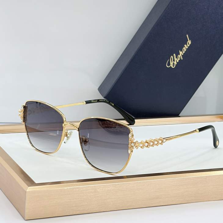 Picture of Chopard Sunglasses _SKUfw80050470fw